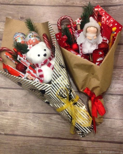 Christmas Bouquet Ideas, Christmas Bouquet Gift, Christmas Home Decor Diy, Diy Christmas Gifts For Friends, Girly Christmas Gifts, Christmas Candy Gifts, Easy Diy Christmas Gifts, Christmas Bouquet, Christmas Homescreen