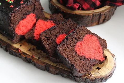 Hidden Chocolate Heart Cake Recipe | Surprise Heart Cake Valentine Chocolate Recipes, Heart Cake Recipes, Chocolate Heart Cakes, Greek Yogurt Cake, Cake Surprise, Orange Yogurt, Orange Cake Recipe, Cake Chocolat, Cake Mixture