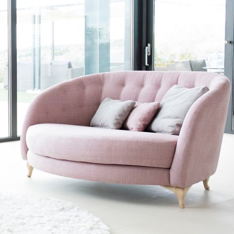 The Fama Astoria is inspired by the sofas of the 50’s with buttons on the backrest, and smoothly curving soft and timeless lines. W175/200/240xD93xH84 cm. Small Couches, Small Couch In Bedroom, Sofa Santai, Mini Couch, Unique Sofa, Small Couch, Bedroom Couch, Sofas For Small Spaces, Loveseat Living Room