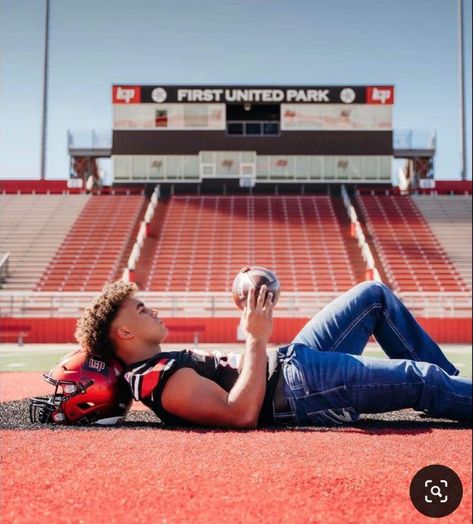 Sports Senior Pictures Football, Guy Senior Pics Ideas, Multi Sport Senior Pictures Photo Ideas, Football Photoshoot Ideas Kids, Senior Portraits Football, Sr Football Pictures, Senior Football Photo Ideas, Football Senior Photos With Mom, Senior Pictures For Football Players