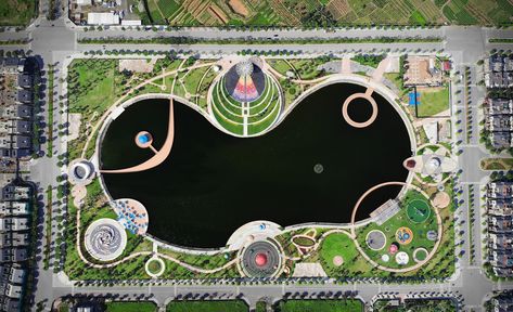 Astronomy Park is a public park project in Hanoi. The project is located in a new development area in the West of the city and is Vietnam’s first astronomy park. Construction project surrounds Bach Hop Thuy lake, an abandoned detention basin of Duong Noi urban area. This project is a boost to the real estate while also significantly improving the quality of life and public space in the new district of Hanoi. Bach Hop, Lake Landscape Design, Public Park Design, Landscape Architecture Park, Landscape Architecture Graphics, Park Project, Science Park, Public Space Design, Cars Bmw