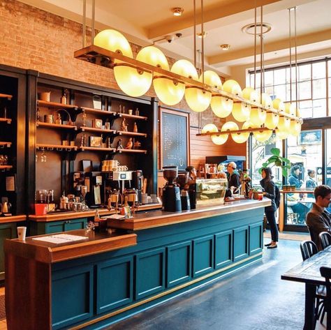 15 Best Coffee Shops In NYC For A Heavenly Cup Of Joe - Secret NYC Intelligentsia Coffee, Stumptown Coffee Roasters, New York Coffee, Stumptown Coffee, Coffee Delivery, Opening A Coffee Shop, Blue Bottle Coffee, Cozy Coffee Shop, Coffee Places