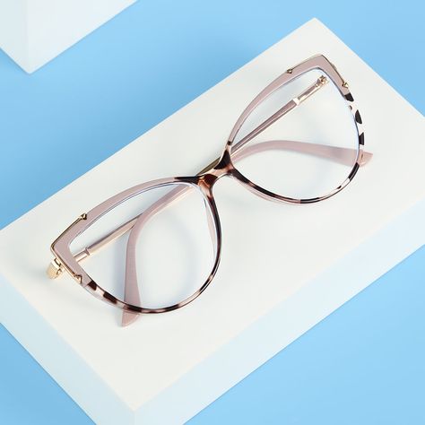 Cute Glasses Frames, Cat Eye Design, Classy Glasses, Cateye Glasses, Prescription Glasses Frames, Womens Glasses Frames, Eye Round, Cat Eye Glasses Frames, Vision Glasses