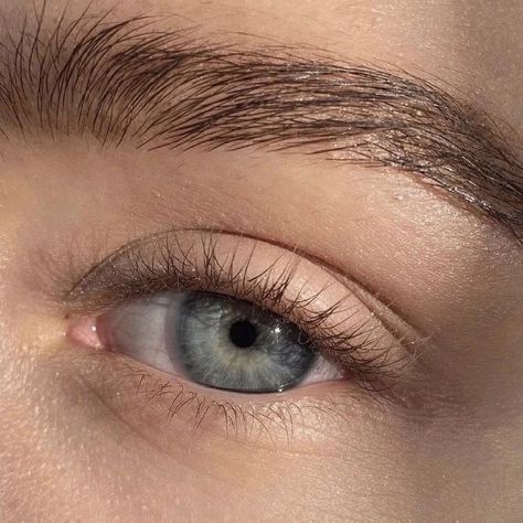 Ocean Eyes Aesthetic, Blue Eyes Aesthetic, Feyre Archeron, Blue Eye Color, Beautiful Eyes Color, Light Blue Eyes, Blue Green Eyes, Magnolia Park, A Court Of Wings And Ruin