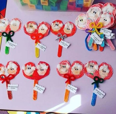 Grandparents Day Crafts For Kids, Grandparents Day Crafts For Preschoolers, Better Communication Skills, Grandmother And Grandfather, Grandparents Day Cards, Funny Crafts, Grandparents Day Crafts, Diy Kids Games, Better Communication