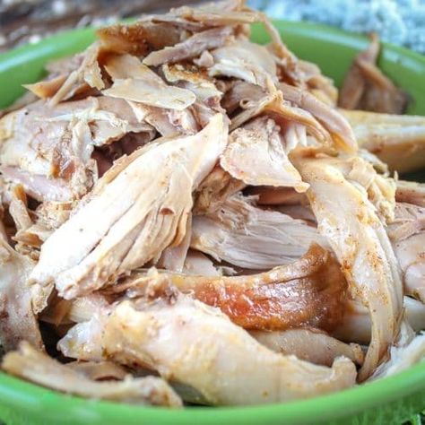 Whole Chicken In A Crock Pot Boil Whole Chicken, Crockpot Whole Chicken Recipes, Chicken Receipe, Chicken Soup Crockpot, Whole Chicken Recipe, Chicken Dumplings Recipe, Cooking Whole Chicken, Whole Chicken Recipes, Crockpot Dinners