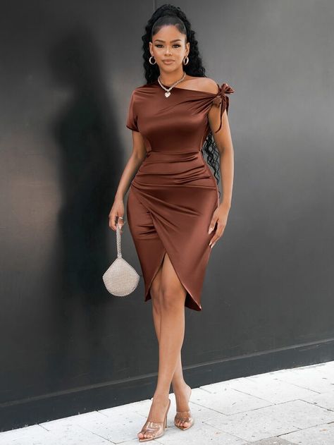 Free Returns ✓ Free Shipping✓. SHEIN SXY Satin Asymmetrical Neck Knot Ruched Wrap Hem Bodycon Dress- Women Dresses at SHEIN. Beth Outfit, Dinner Gowns Classy, Dinner Dress Classy Elegant, Classy Short Dresses, Dinner Gowns, Short Satin Dress, Chic Dress Classy, Classy Gowns, 2piece Outfits