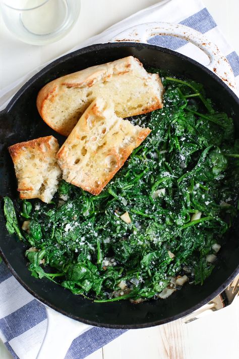 Sautéed Greens, Seasonal Produce Guide, Sauteed Greens, Sauteed Kale, Kale And Spinach, Sauteed Spinach, Spinach Smoothie, Veggie Side Dishes, Healing Food