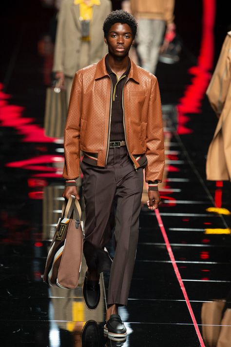 Fendi Outfits, Georgetown Law, Fendi Men, Fendi Fashion, Sweater Polo, Menswear Runway, African Models, Pointelle Sweater, Winter Fashion Boots