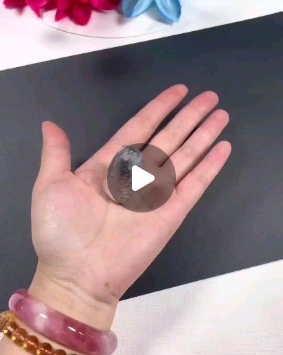 272K views · 4.5K likes | Best Kids Activities on Instagram: "Jumping Bean! 🫘 A real cool aluminum foil and marble project that kids will love! It can even be a pet! Great thing is, you can make it over and over again.⠀ ⠀ ⠀ >>>> SHARE this idea! 👉👉👉👉👉👉 ✨⠀ ⠀ ⠀ ⬇️⬇️⬇️⬇️⠀ ⠀⠀ ✨ 👉 EXPLORE our collection of educational games and toys that stimulate fun and learning! SHOP NOW link in our bio 🔗🙋‍♀️⠀ ⠀ ⁣#letskeepkidsbusy⠀⠀⠀⠀ ⠀⠀⠀⠀ ⠀⠀⠀⠀ ⠀⠀⠀⠀ ⠀⠀⠀⠀ ⁣➡️ Like ❤️, Share 👥, and Save this post for later! 👉⁣⠀⠀⠀⠀ ⠀⠀⠀⠀ ⁣⁣🌺If you have a child's heart, you will also have their mind. 🌺⠀⠀⠀⠀ ⁣⠀⠀⠀⠀ ⠀⠀ ⠀ ⠀ ⠀ ⠀ #jumpingbean #marble #foil #kidscrafts ⠀⠀" Science Tricks, Marble Toys, Cool Experiments, Marbles Crafts, Aluminum Foil Art, Marble Games, Foil Art, Jumping Beans, Fun Activities For Kids