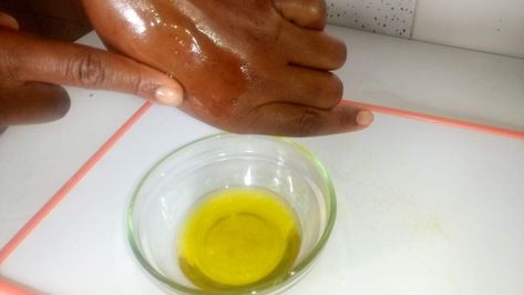 Diy Sunflower Seed Oil, How To Make Sunflower Seed Oil, How To Make Sunflower Oil At Home, Sunflower Oil Recipes, How To Make Avocado Oil At Home, How To Make Sunflower Oil, Diy Sunflower Oil, Sunflower Oil Benefits, Homemade Oils