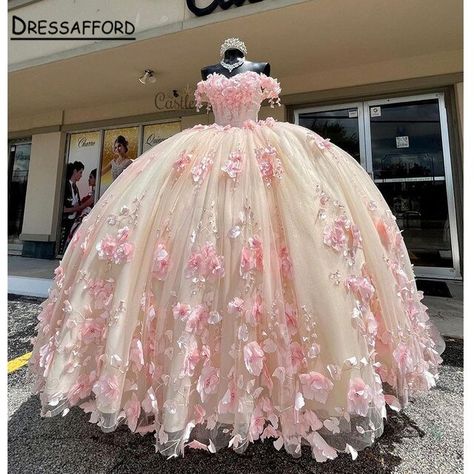 Light Pink Quinceanera Dresses, Pink Quinceanera Dresses, Xv Dresses, Pink Quinceanera, Quinceanera Pink, Quinceanera Themes Dresses, Pink Quince, Quinceñera Dresses, Quinceanera Dresses Pink