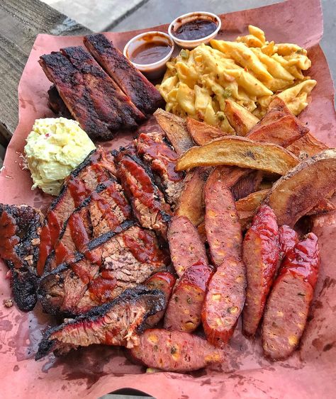 Bbq Platter, Get Rid Of Acne, Rid Of Acne, Think Food, Food Goals, Food Platters, Bbq Recipes, Food Obsession, Foods To Eat