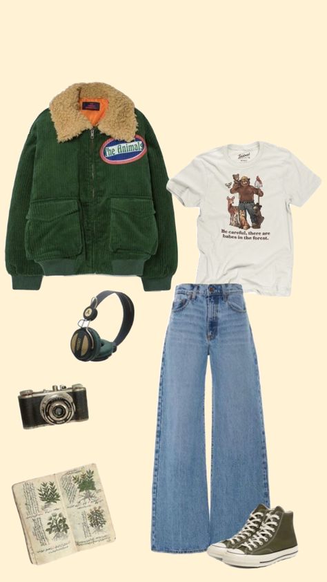 #vintagecollage #vintage #sagegreen #green #cottagecore #fineline #fallaesthetic #vintageaesthetic #outfitinspo #outfit #retro #retrostyle #style #indie #indieaesthetic #film #filmcamera Arthoe Outfit, New England Fall Outfits, Indie Style Outfits, Green Cottagecore, Academia Aesthetic Outfit, Outfit Retro, Style Indie, Downtown Outfits, Earthy Outfits