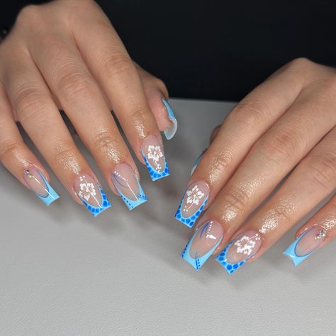 🩵🌺 #rgvnails #crocnails Corfu Nails, Holiday Nails Blue, Blue Nails Ideas, Turkey Nails, Henna Nails, Nails Holiday, Summer Gel Nails, Colored Acrylic Nails, Girly Acrylic Nails