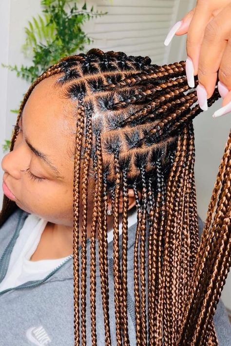 Color For Braids Hairstyles, Waist Length Small Knotless Braids, Two Color Box Braids, Hair Styles For Long Hair Length Braids, Colored Braids For Black Women, Color 30 Knotless Braids, Knotless Braids Hairstyles With Color, Waist Length Knotless Braids, Braids Long Hairstyles