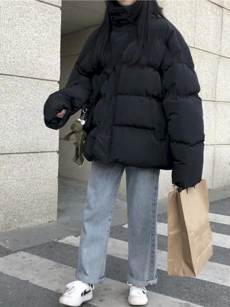 Padded Jacket Women, Oversized Parka, Puffer Jacket Outfit, Oversized Puffer Jacket, Jacket Korean, Short Parka, Bubble Coat, Oversized Puffer, Vintage Long Sleeve