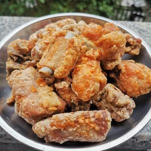 Deep Fried Pork Ribs Recipe, Fried Ribs Recipe, Dry Ribs, Chinese Ribs, Fried Ribs, Chinese Dishes Recipes, Deep Fried Recipes, Chinese Pork, Chinese Home