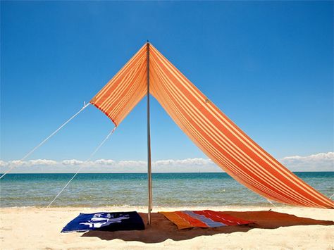 dream present for my sun-sensitive skin: Sun Shades by Sombrilla Beach Tent Ideas, Diy Beach Umbrella, Diy Beach Tent, Fix Flip Flops, Picnic Parties, Beach Shelter, Portable Shade, Beach Shade, Mykonos Hotels