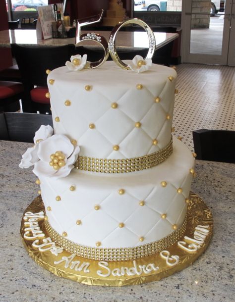 50th anniversary bling More Golden Anniversary Cake, Golden Wedding Cake, Golden Wedding Anniversary Cake, 50th Wedding Anniversary Decorations, 50th Wedding Anniversary Cakes, 50th Anniversary Cakes, 50th Wedding Anniversary Party, Wedding Anniversary Decorations, Wedding Anniversary Cakes