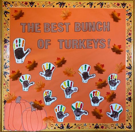 Daycare Thanksgiving Lunch, Infant Room Thanksgiving Bulletin Board, Thanks Giving Bulletin Boards For Preschool, Thanksgiving Bulletin Boards For Toddlers, Pre K Thanksgiving Bulletin Boards, Thanksgiving Teacher Board Ideas, November Infant Lesson Plan, Easy Thanksgiving Bulletin Boards, Thankful Tree Craft Preschool