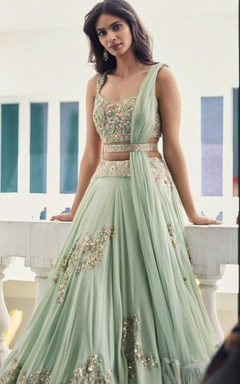 Baju Kahwin, Lehenga Choli Designs, Indian Lehenga Choli, Indian Outfits Lehenga, Wedding Lehenga Designs, Lehenga Designs Simple, Traditional Indian Outfits, Indian Bridal Dress, Indian Gowns Dresses