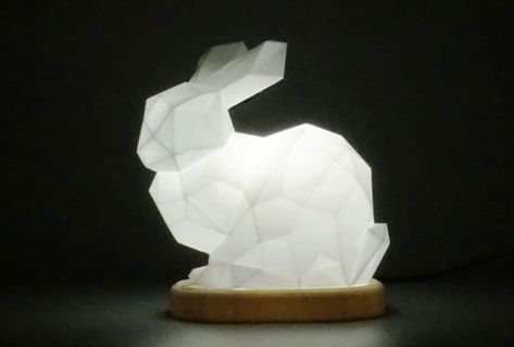 3D Druck Modelle für Ostern – Willkommen in der Zukunft Mr. Osterhase | threedom.de - 3D Druck Blog Bunny Lamp, Rabbit Lamp, Lamp 3d, Christmas Lamp, 3d Printing Diy, 3d Printer Projects, 3d Printing Projects, 3d Modelle, 3d Christmas