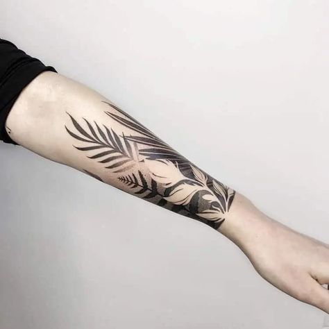 22 Beautiful Plant Tattoos To Admire - Body Artifact Botanical Tattoo Men, Meaningful Tattoo Ideas For Women, Mangas Tattoo, Meaningful Tattoo Ideas, Fern Tattoo, Muster Tattoos, Meaningful Tattoo, Plant Tattoo, Arm Band Tattoo