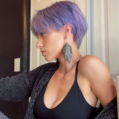 Olivia Danielle Short Hairstyles - 4 - Likeeed Short White Hair, Bob Fosse, Hair Fixing, Short Hair Pixie Cuts, Short Hairdos, Hair Styles For Women, Edgy Short Hair, Punk Hair, Hair Affair