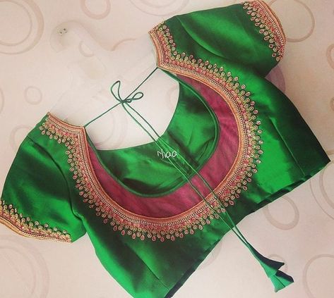 31 Likes, 0 Comments - A_Blouse_Array (@a_blouse_array) on Instagram: “Designer @niaa_boutique_ . Follow @a_blouse_array for your daily dose of blouse inspiration . Tag…” Blouse Designs Pot Neck, Computer Work Blouse Designs, Traditional Saree Blouse Designs, Pot Neck, Green Blouse Designs, Work Blouse Designs, New Saree Blouse Designs, Wedding Saree Blouse Designs, Traditional Blouse Designs