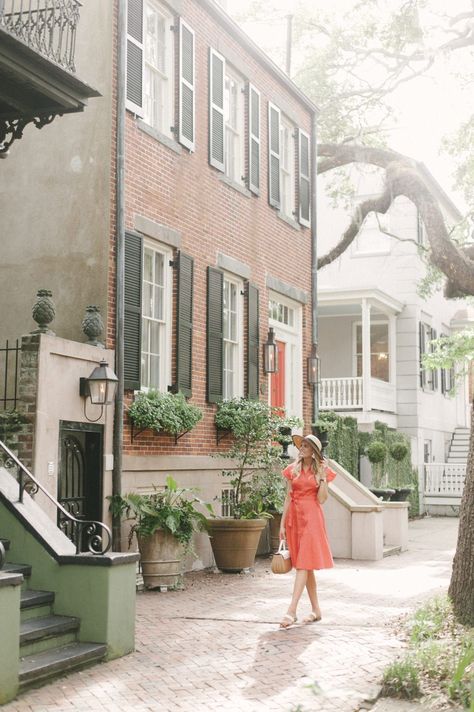 What to Wear in Savannah GA Bohemian Hotel, Southern Summer, Southern Travel, Southern Lifestyle, Flax Plant, Pub Crawl, Summer Solstice, Savannah Ga, Low Country