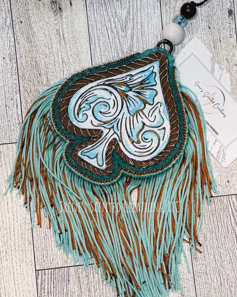 Double layered fringe makes all the difference on this Tooled Spade car freshie 🤠🐮💕#carfreshies😍 #conroetexas https://irenesscentedcr8ns.etsy.com/listing/1670571780 Western Freshies, Steer Head Freshie, Western Car Freshies, Car Freshies With Fringe, Fish Car Freshie, Rope Frame, Aroma Beads, Car Air Fresheners, Car Freshener