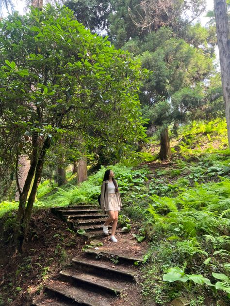 Poses In Botanical Garden, Batumi Botanical Garden, Batumi Photo Ideas, Batumi Aesthetic, Mountain Photo Ideas, Sagada, Batumi Georgia, Sisters Photoshoot Poses, Travel Pose