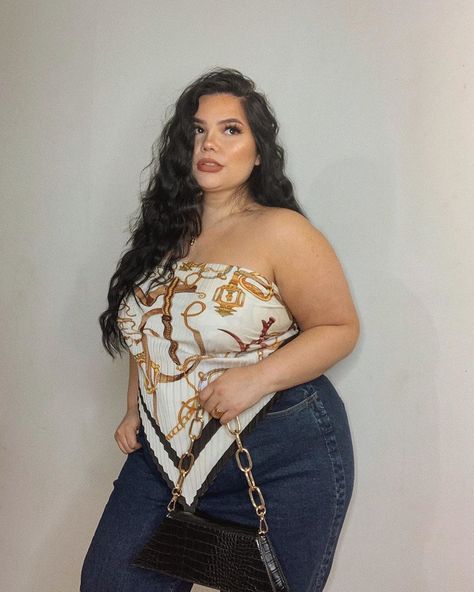 ERIKA AGUILERA 🦋 on Instagram: “Be bold, fierce and always kind 🐉 @fashionnovacurve Fashionnovapartner” Chubby Girl Outfits, Plus Zise, Fashion Nova Curve, Plus Size Outfit, Curvy Outfits, Types Of Dresses, Curvy Fashion, Outfits Casuales, Beauty Women