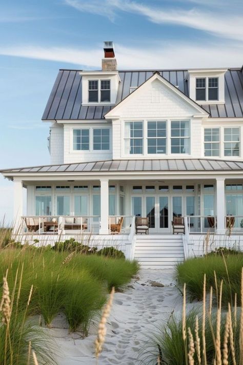 Beach House On The Water, Beach Life Style Aesthetic, House Exterior Coastal, Dream Beach Houses Exterior, Dream Beach Houses The Ocean, Beach Home Exteriors, South Carolina Beach House, Coastal Beach House Exterior, Beach Cottage House