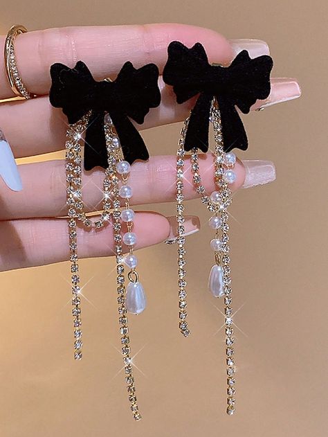 2pcs Black Bowknot Faux Pearl Pendant Earrings, Luxurious Rhinestone Chain Tassel Earrings, Long Trendy & Elegant Dangler For Women's Daily Wear, Parties, Gifts And Festive Occasions In New Arrival Jewelry CollectionI discovered amazing products on SHEIN.com, come check them out! Black Earrings Women, Cute Black Earrings, Black Jwellary, Earrings And Necklace Sets, Fancy Earrings Fashion, Black Earing, Black Earrings Elegant, Dropping Earrings, Stained Glass Earrings