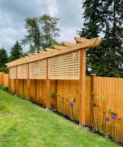 Privacy Fence Landscaping, Privacy Fence Designs, Privacy Landscaping, Balkon Design, Apartment Luxury, Garden Privacy, Green Oasis, Backyard Privacy, Privacy Screen Outdoor