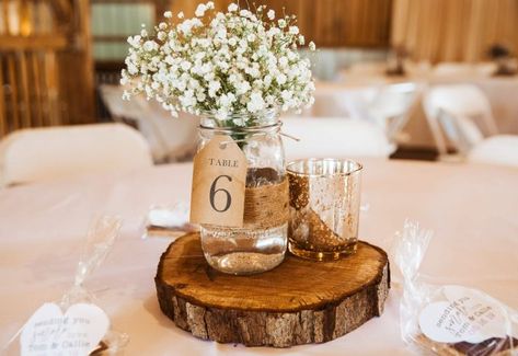 Rustic Wedding Centerpieces: 18 Unique Centerpiece Ideas for Tables Wooden Log Table, Table Numbers Boho, Boho Woodland Wedding, Rustic Wedding Table Numbers, Wedding Centerpieces Mason Jars, Table Numbers Wedding Rustic, Log Table, Tafel Decor, Rustic Centerpieces