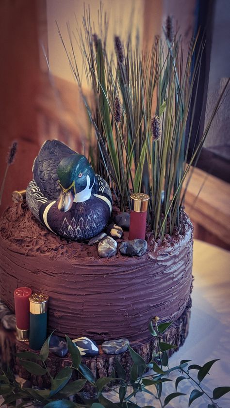 Grooms Cake Outdoorsman, Duck Hunter Grooms Cake, Grooms Cake Hunting And Fishing, Turkey Hunting Grooms Cake, Groomsmen Cake Hunting, Duck Hunting Grooms Cake, Hunting Baby Shower Ideas, Duck Hunting Cakes, Grooms Cake Hunting