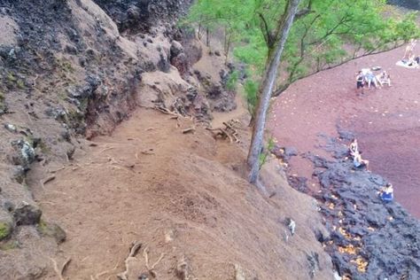 Where to see a red sand beach in Maui Hawaii: Hike to hidden Kaihalulu Beach - How dangerous is it? Road to Hana stop 🌴 Hawaii travel blog | Flashpacking America Hawaii Hike, Hana Hawaii, Big Island Travel, Green Sand Beach, Beach In Hawaii, Red Sand Beach, Oahu Travel, Red Sand, Maui Travel