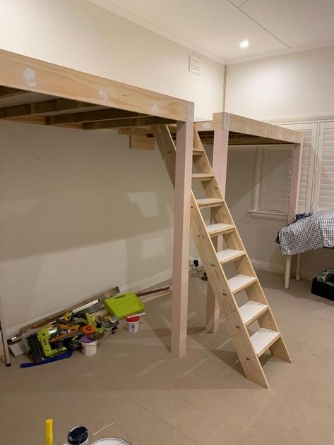 Two Loft Beds In One Room Floating, Perpendicular Loft Bed, Built In Loft Bed Ideas, Double Loft Bed Ideas, Built In Loft Beds For Kids, Diy Double Loft Bed, Boho Bunk Bed, Double Loft Beds For Small Rooms, Multiple Beds In One Room