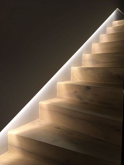 Stairs Hanging Light, Led Light Stairs, Spotlights On Stairs, Led Stairs Design, Stair Led Lighting, Textured Accent Wall Bedroom, Stair Case Lighting Ideas, Stairs Lighting Ideas Stairways, Led Lights Stairs