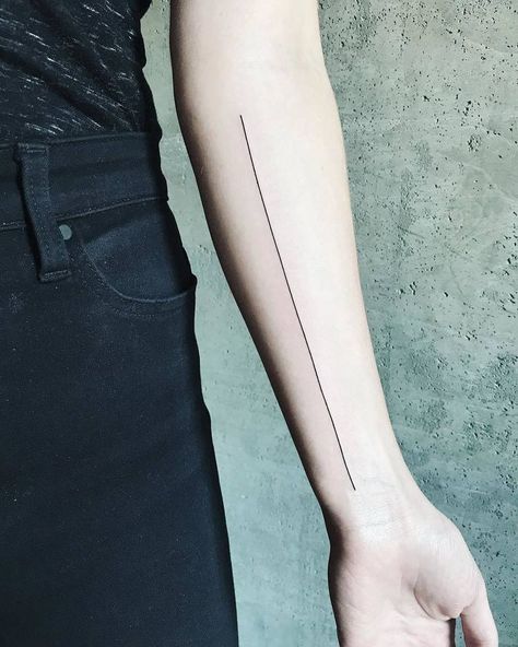 Straight Line Tattoo, Line Tattoo Arm, Simple Line Tattoo, Minimalist Tattoo Meaning, Black Line Tattoo, One Line Tattoo, Typography Tattoo, Omerta Tattoo, Tattoo Line