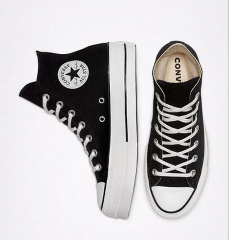 Canvas Platform Chuck Taylor All Star, 90s Girl Bands, All Star Platform, Photographie Indie, Platform Chucks, Womens High Top Shoes, Chuck Taylor All Star Lift, All Stars Converse, Black Converse