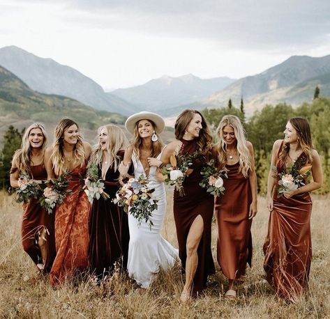 Burnt Orange Bridesmaid Dresses, Fall Wedding Bridesmaids, Women Standing, Rust Bridesmaid Dress, Orange Bridesmaid, Fall Bridesmaids, Orange Bridesmaid Dresses, Bridesmaid Dresses Boho, Floral Bridesmaid Dresses