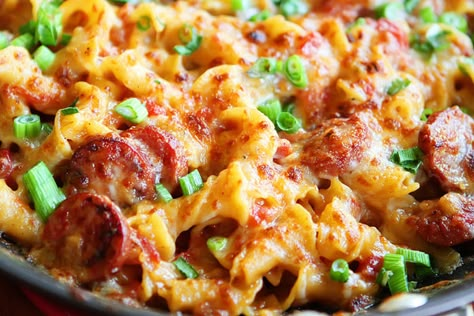 Spicy Sausage Pasta, Resep Pasta, Best Pasta Recipes, Spicy Sausage, Sausage Pasta, Deilig Mat, Pinterest Recipes, Comfort Foods, Prosciutto