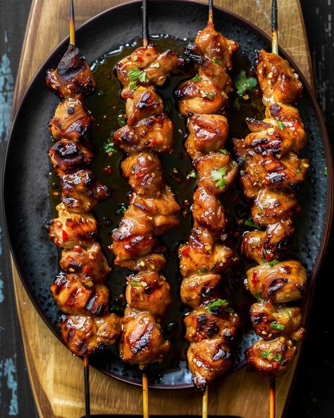 Honey Garlic Chicken Skewers Barbecue Chicken Skewers, Honey Barbeque Chicken, Honey Garlic Chicken Skewers, Chicken Skewers Grilled, Honey Chicken Skewers, Garlic Chicken Skewers, Honey Barbecue Chicken, Bbq Chicken Skewers, Skewered Chicken