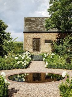 Moderne Have, Gravel Garden, House And Garden, Water Features In The Garden, Mediterranean Garden, A Pond, Courtyard Garden, House Garden, Garden Cottage