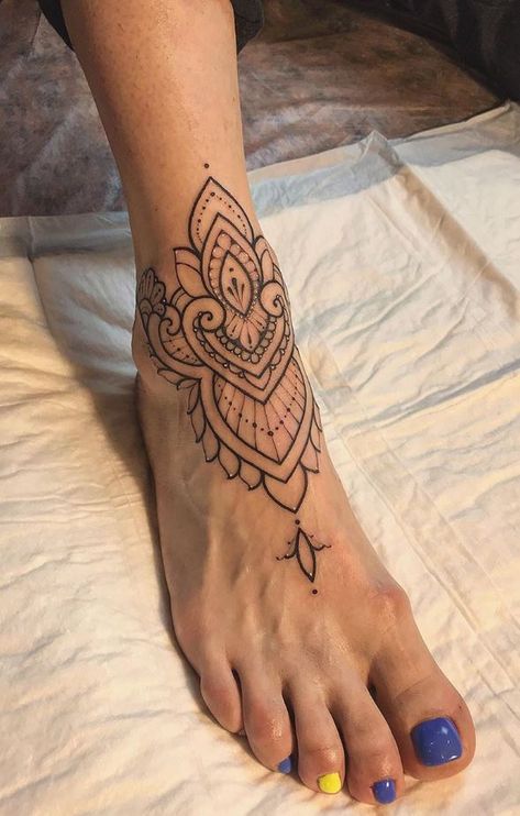 The Best Black And Gray Tattoos of All Time -TattManiaTattMania Ankle Tattoo Mandala, Ankle Tattoos For Women Mandala, Mandala Foot Tattoo, Mandala Tattoo Leg, Ankle Foot Tattoo, Mandala Tattoos For Women, Ankle Tattoos For Women, Anklet Tattoos, Stylish Tattoo