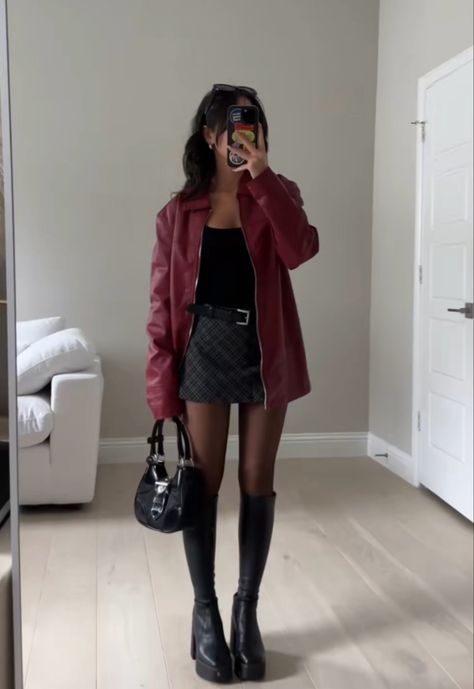 @hope.cee Fall Pop Of Color Outfit, Classy Outfit Night Out, Concert Outfit Ideas Indie Rock, Mun Outfits Girl, Dark Red Tops Outfit, Bra Showing Outfit Street Styles, Carrie Sexandthecity Outfits, Outfit For Formal Events, Red Dress And Jacket